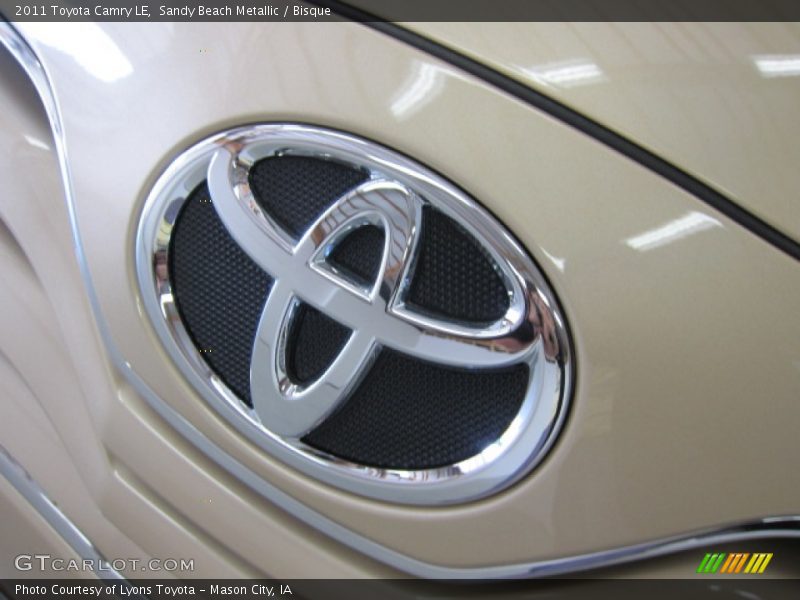 Sandy Beach Metallic / Bisque 2011 Toyota Camry LE
