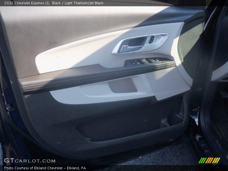 Black / Light Titanium/Jet Black 2012 Chevrolet Equinox LS