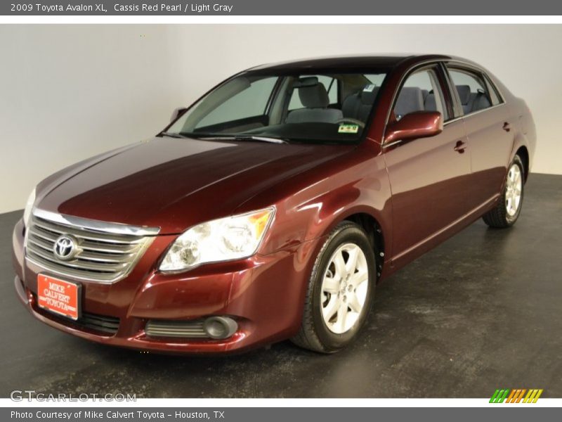 Cassis Red Pearl / Light Gray 2009 Toyota Avalon XL