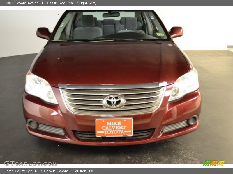 Cassis Red Pearl / Light Gray 2009 Toyota Avalon XL