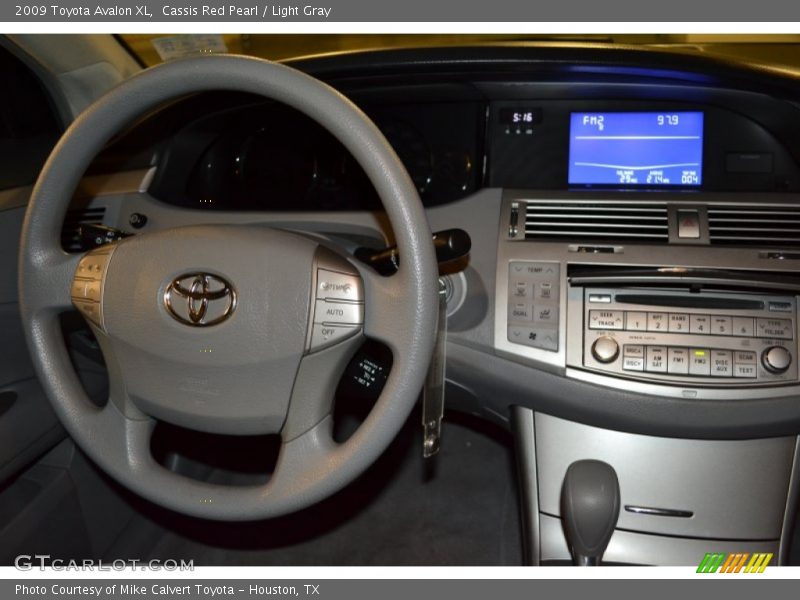 Cassis Red Pearl / Light Gray 2009 Toyota Avalon XL