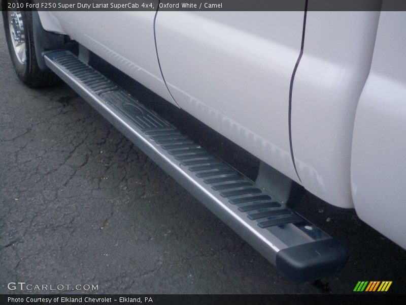 Oxford White / Camel 2010 Ford F250 Super Duty Lariat SuperCab 4x4