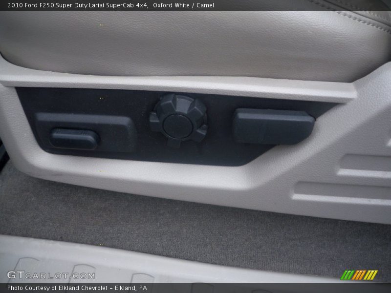 Oxford White / Camel 2010 Ford F250 Super Duty Lariat SuperCab 4x4