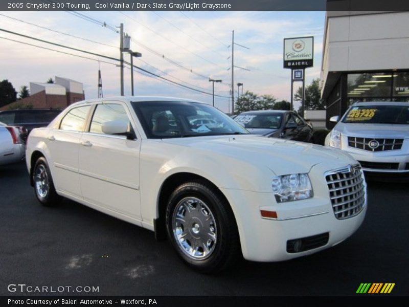 Cool Vanilla / Dark Slate Gray/Light Graystone 2005 Chrysler 300 Touring