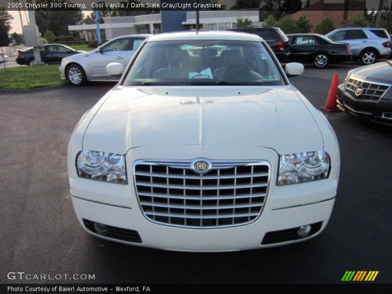 Cool Vanilla / Dark Slate Gray/Light Graystone 2005 Chrysler 300 Touring
