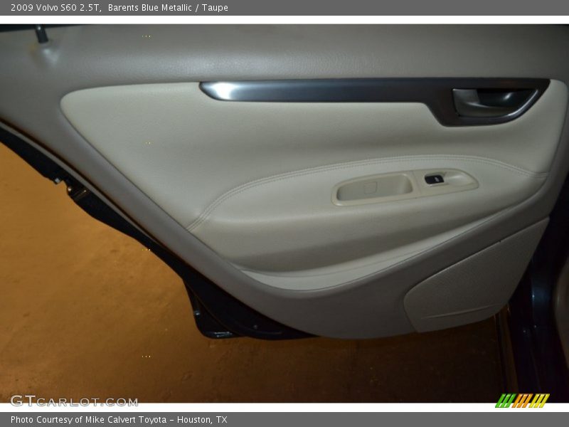 Barents Blue Metallic / Taupe 2009 Volvo S60 2.5T