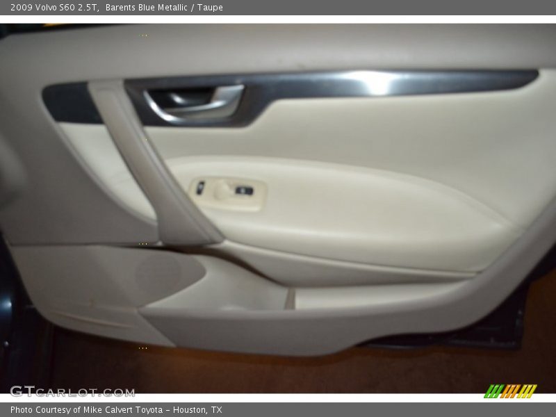 Barents Blue Metallic / Taupe 2009 Volvo S60 2.5T