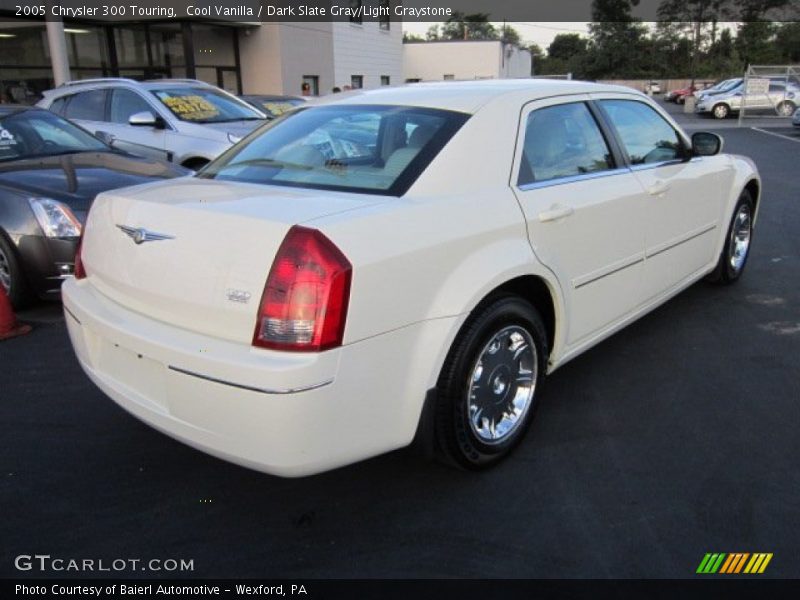 Cool Vanilla / Dark Slate Gray/Light Graystone 2005 Chrysler 300 Touring