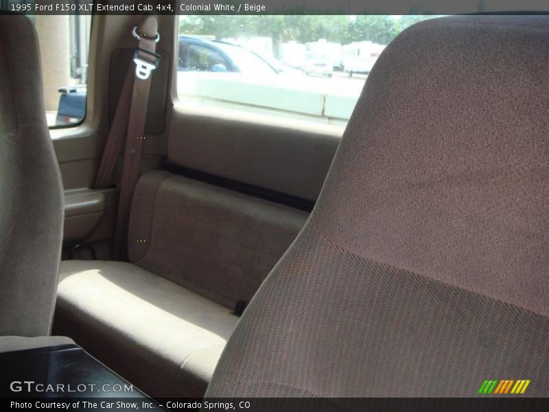 Colonial White / Beige 1995 Ford F150 XLT Extended Cab 4x4