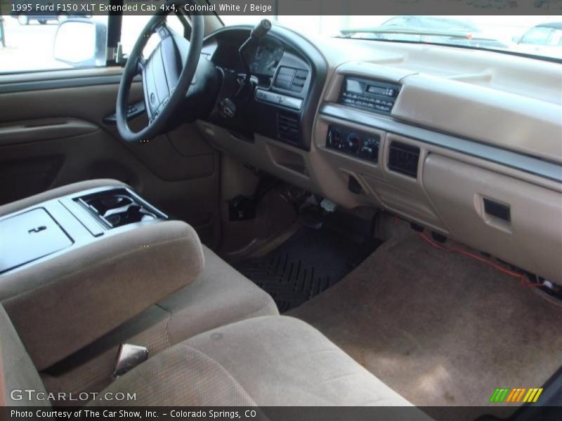 Colonial White / Beige 1995 Ford F150 XLT Extended Cab 4x4