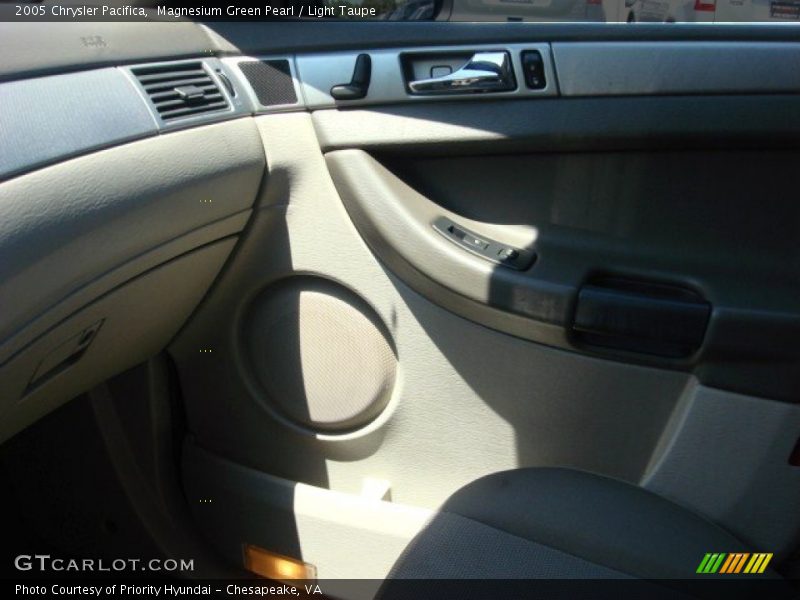 Magnesium Green Pearl / Light Taupe 2005 Chrysler Pacifica