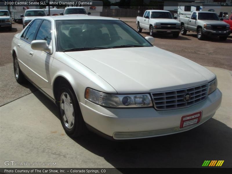 White Diamond / Oatmeal 2000 Cadillac Seville SLS
