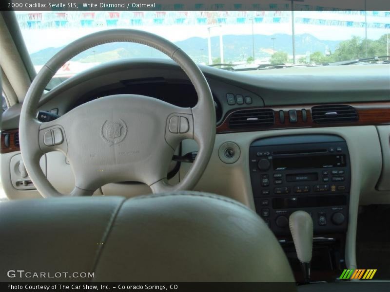 White Diamond / Oatmeal 2000 Cadillac Seville SLS