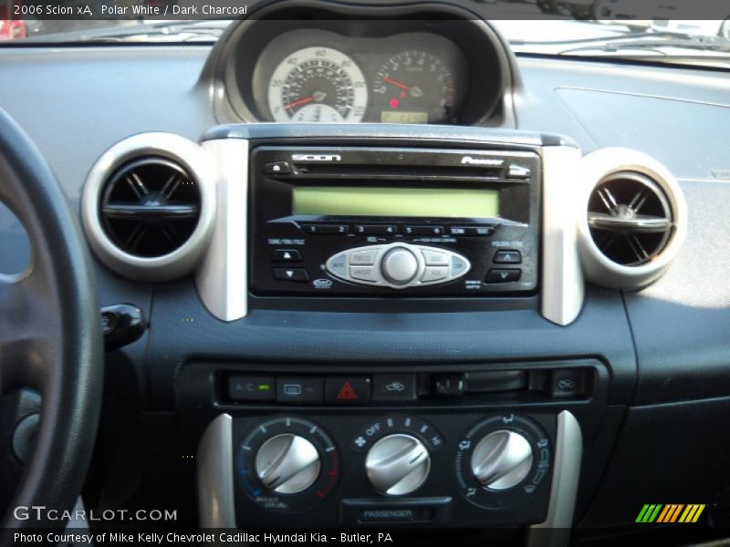 Polar White / Dark Charcoal 2006 Scion xA