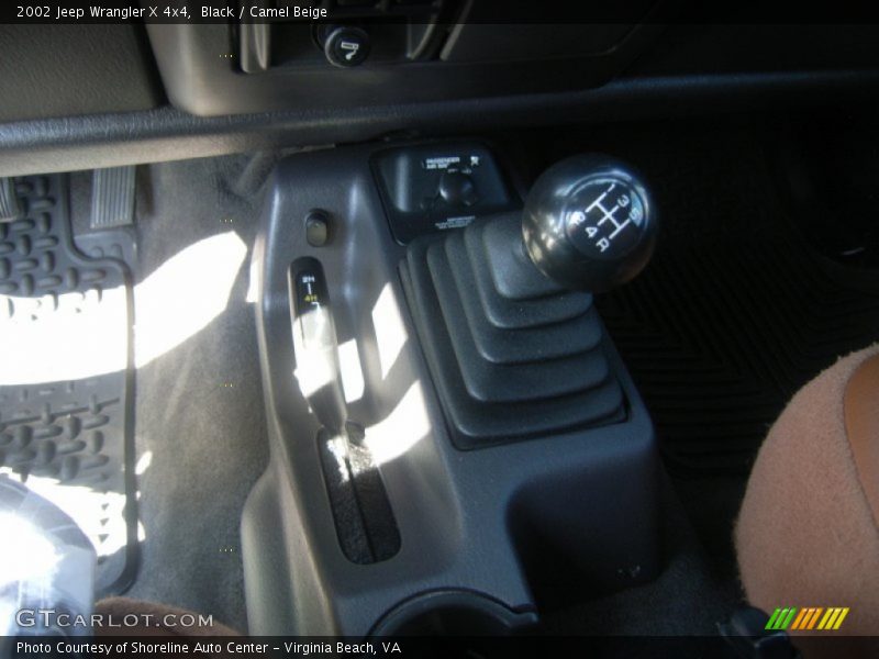 Black / Camel Beige 2002 Jeep Wrangler X 4x4