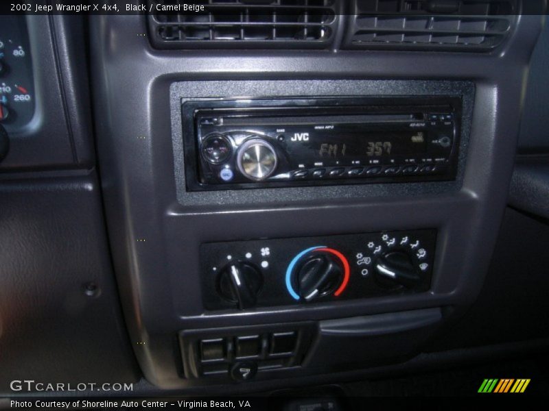Black / Camel Beige 2002 Jeep Wrangler X 4x4