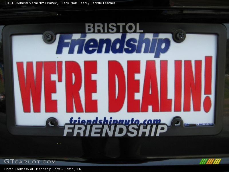 Black Noir Pearl / Saddle Leather 2011 Hyundai Veracruz Limited