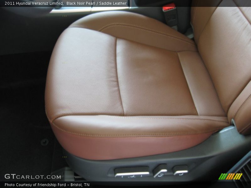 Black Noir Pearl / Saddle Leather 2011 Hyundai Veracruz Limited