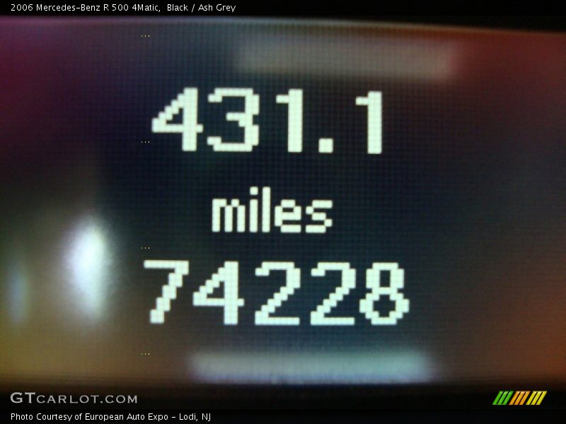 Black / Ash Grey 2006 Mercedes-Benz R 500 4Matic