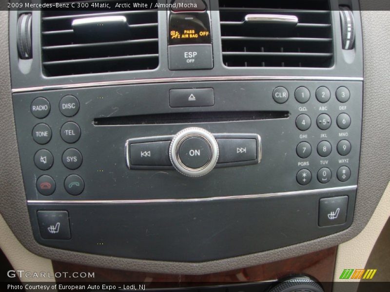 Arctic White / Almond/Mocha 2009 Mercedes-Benz C 300 4Matic
