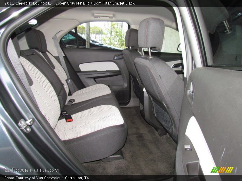 Cyber Gray Metallic / Light Titanium/Jet Black 2011 Chevrolet Equinox LS