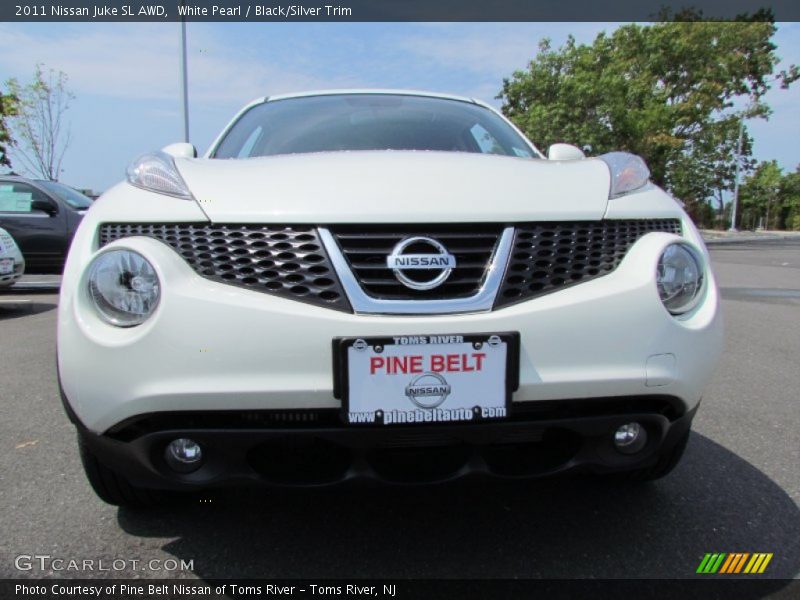 White Pearl / Black/Silver Trim 2011 Nissan Juke SL AWD