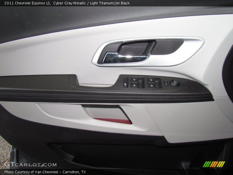 Cyber Gray Metallic / Light Titanium/Jet Black 2011 Chevrolet Equinox LS