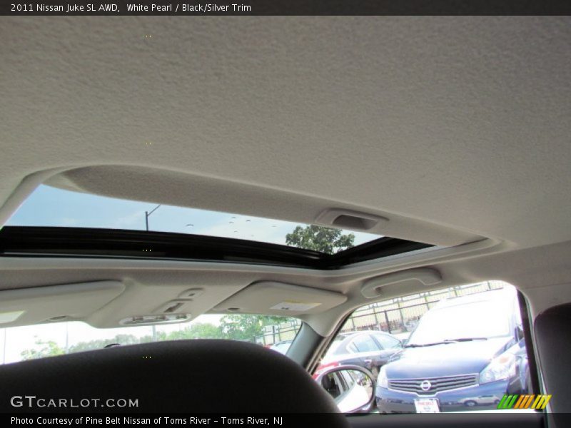 White Pearl / Black/Silver Trim 2011 Nissan Juke SL AWD