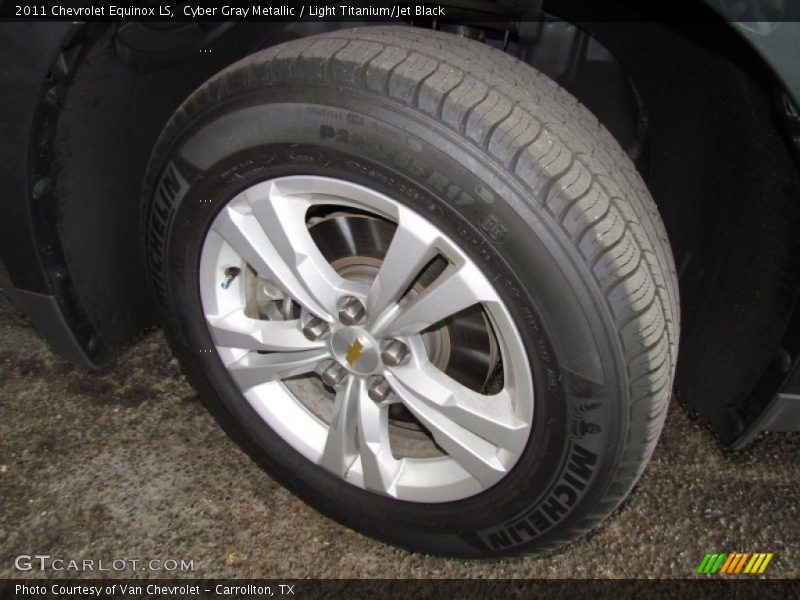 Cyber Gray Metallic / Light Titanium/Jet Black 2011 Chevrolet Equinox LS