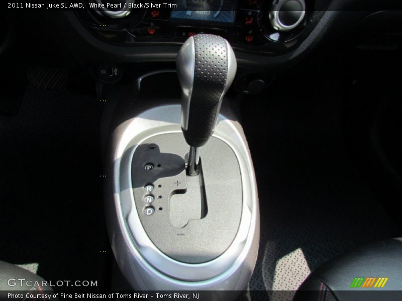 White Pearl / Black/Silver Trim 2011 Nissan Juke SL AWD