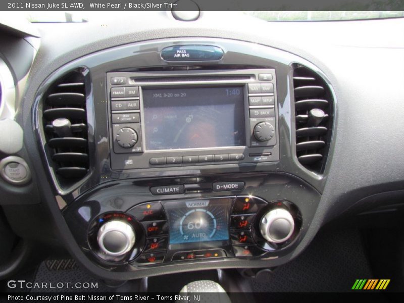 White Pearl / Black/Silver Trim 2011 Nissan Juke SL AWD