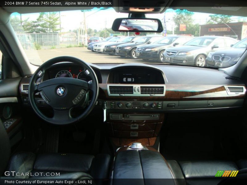Alpine White / Black/Black 2004 BMW 7 Series 745i Sedan