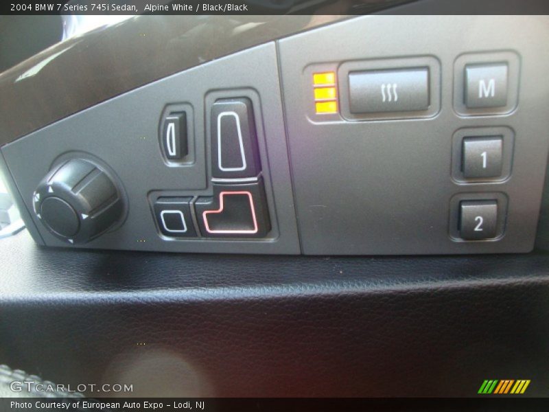 Controls of 2004 7 Series 745i Sedan