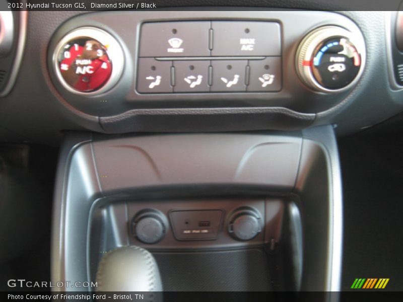 Diamond Silver / Black 2012 Hyundai Tucson GLS
