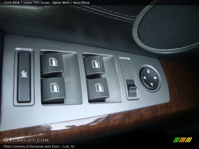 Controls of 2004 7 Series 745i Sedan