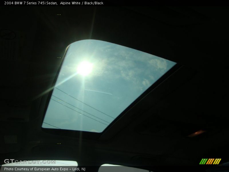 Alpine White / Black/Black 2004 BMW 7 Series 745i Sedan