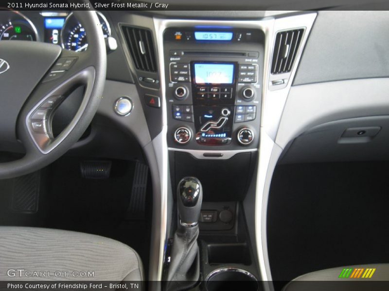 Controls of 2011 Sonata Hybrid