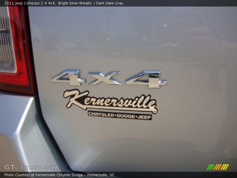 Bright Silver Metallic / Dark Slate Gray 2011 Jeep Compass 2.4 4x4