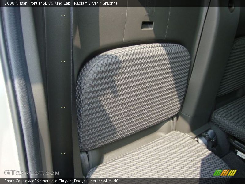 Radiant Silver / Graphite 2008 Nissan Frontier SE V6 King Cab