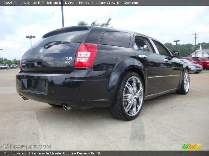 Custom Wheels of 2006 Magnum R/T