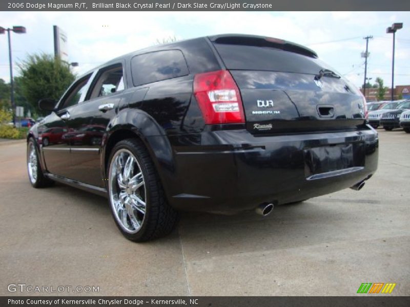 Brilliant Black Crystal Pearl / Dark Slate Gray/Light Graystone 2006 Dodge Magnum R/T