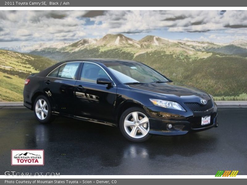 Black / Ash 2011 Toyota Camry SE
