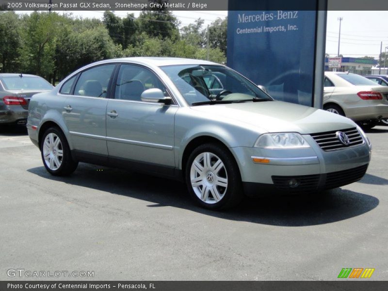Stonehenge Grey Metallic / Beige 2005 Volkswagen Passat GLX Sedan