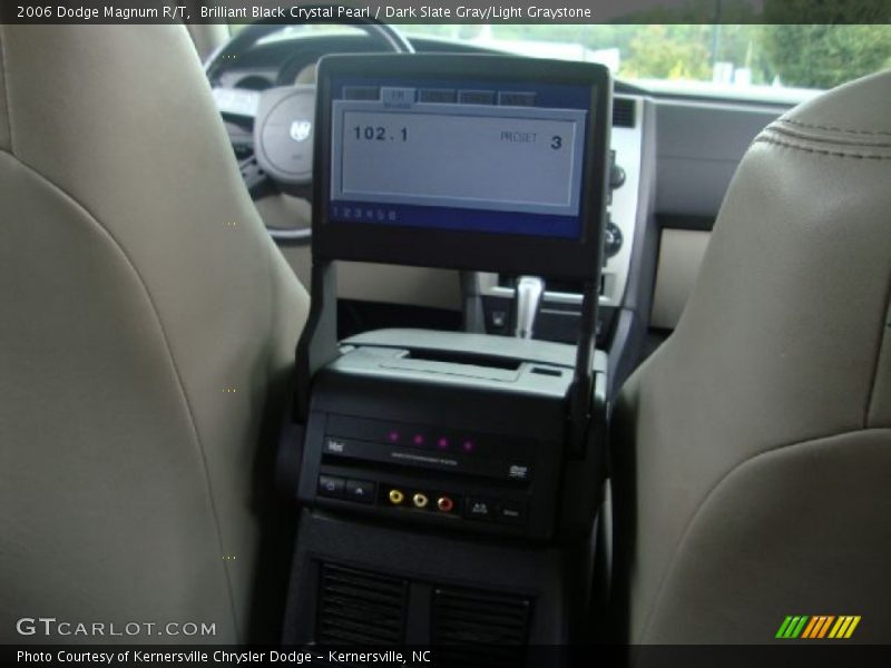 Brilliant Black Crystal Pearl / Dark Slate Gray/Light Graystone 2006 Dodge Magnum R/T