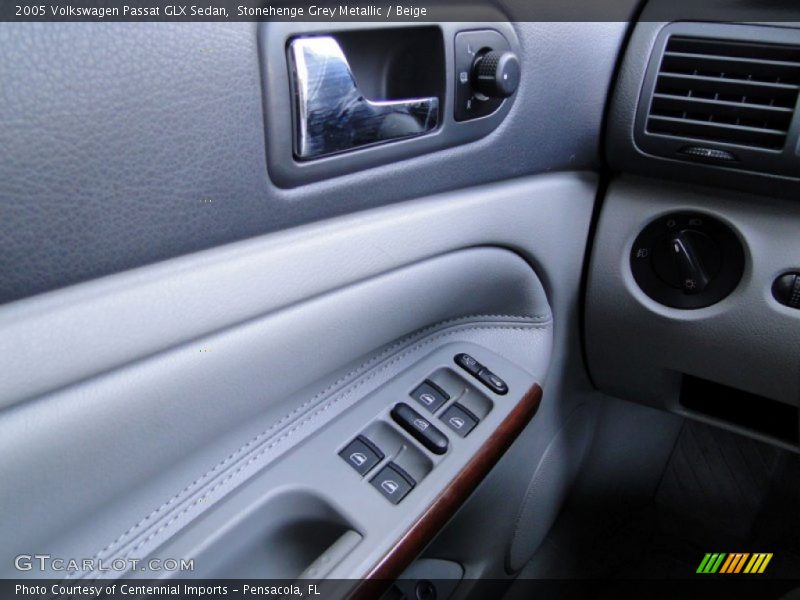 Stonehenge Grey Metallic / Beige 2005 Volkswagen Passat GLX Sedan