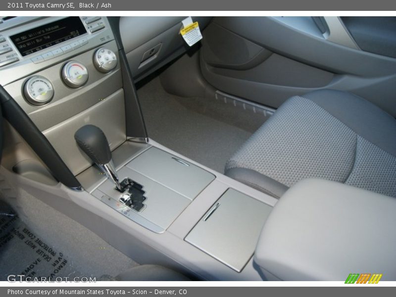 Black / Ash 2011 Toyota Camry SE