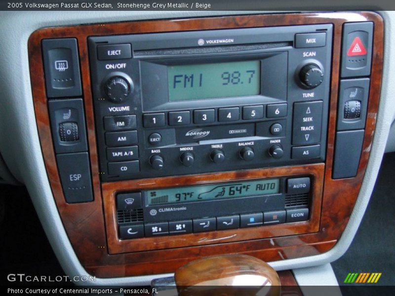 Controls of 2005 Passat GLX Sedan