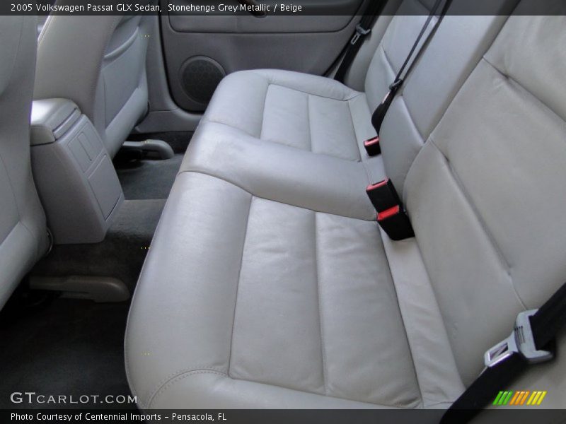 Stonehenge Grey Metallic / Beige 2005 Volkswagen Passat GLX Sedan