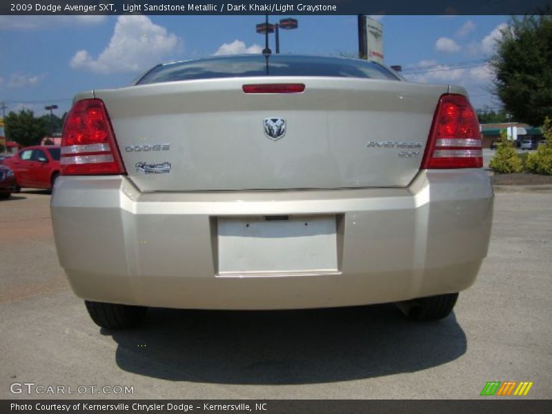 Light Sandstone Metallic / Dark Khaki/Light Graystone 2009 Dodge Avenger SXT