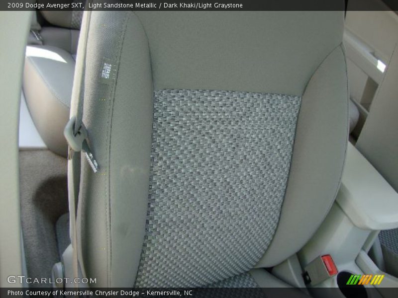 Light Sandstone Metallic / Dark Khaki/Light Graystone 2009 Dodge Avenger SXT